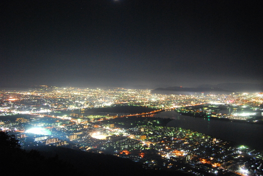 1-15.10.22 高松市夜景.jpg