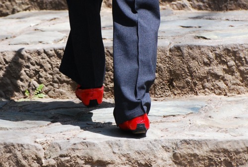 s-10.03.25 赤い靴１.jpg